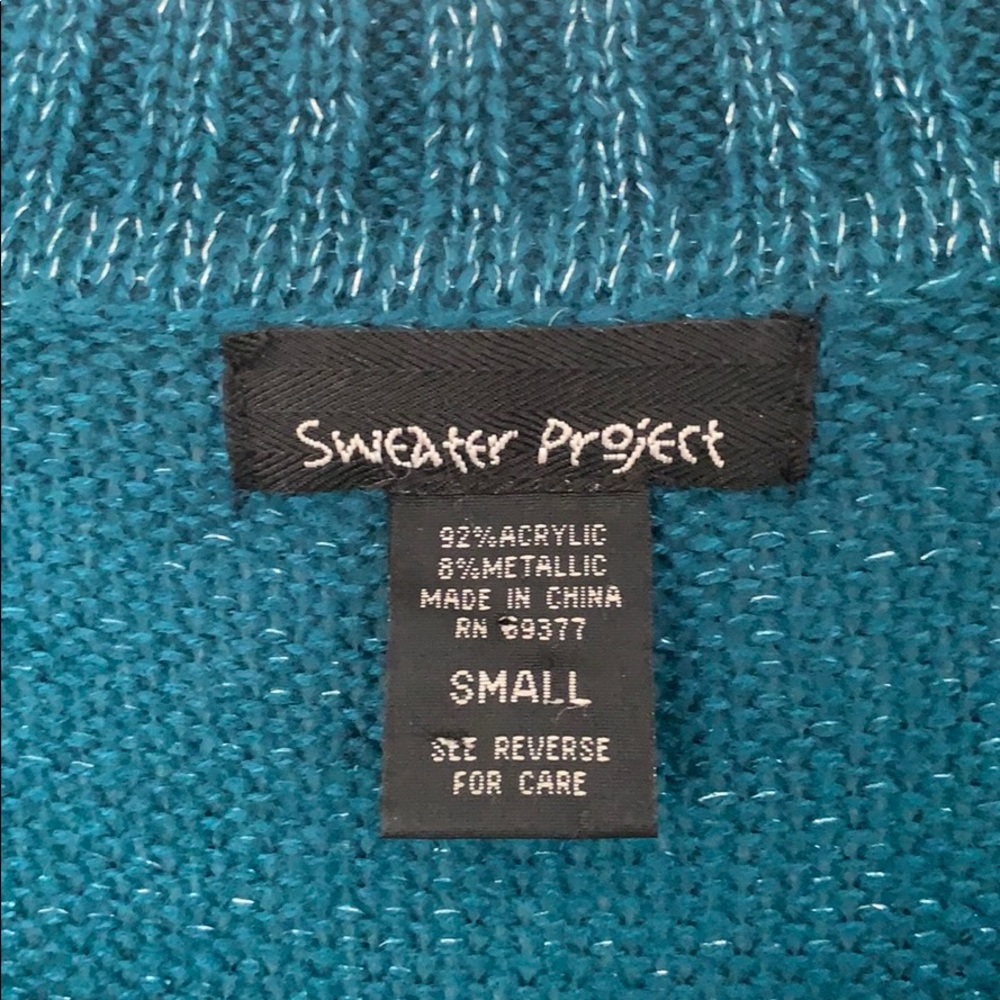 Sweater - Picture 2 of 8